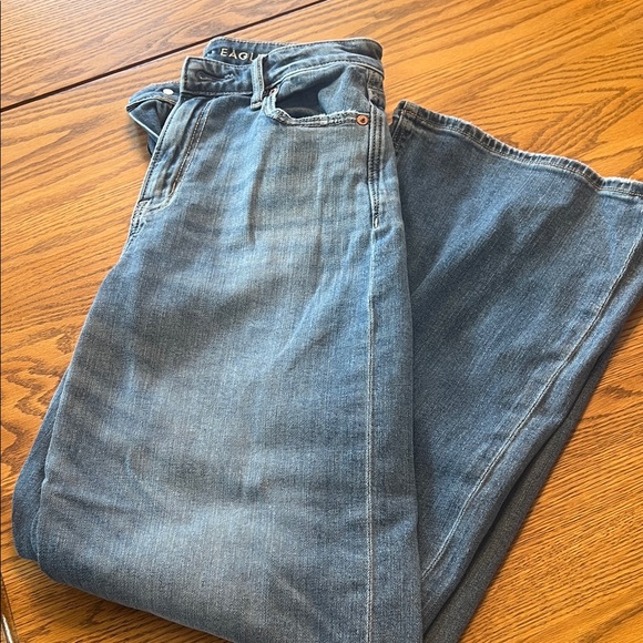 American Eagle Dreamy Drape Stretch Super High Waisted Baggy Wide Leg Jean - Picture 14 of 14